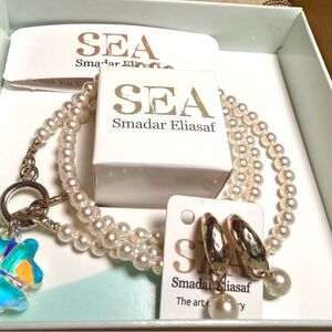 Pearl Necklace and Earring Set